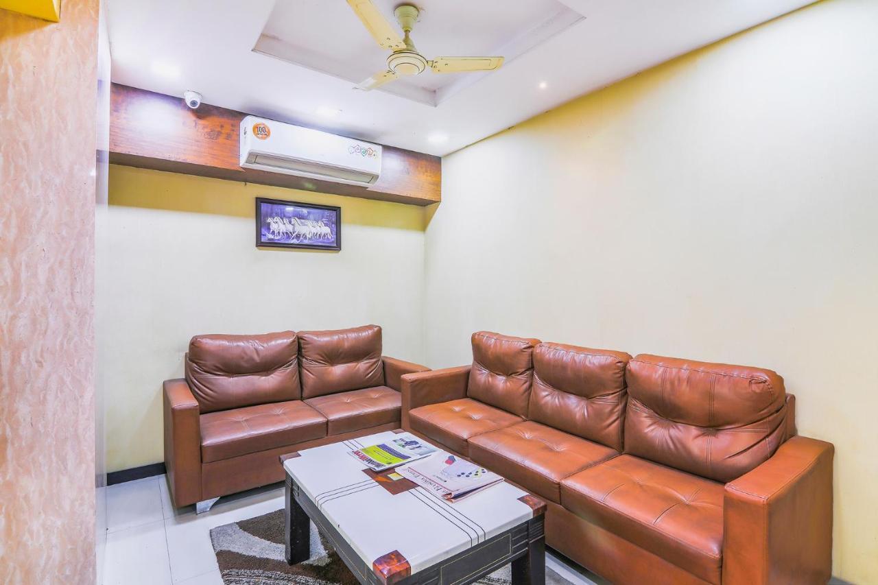 Fabexpress Nalanda Service Apartment Мумбай Екстериор снимка
