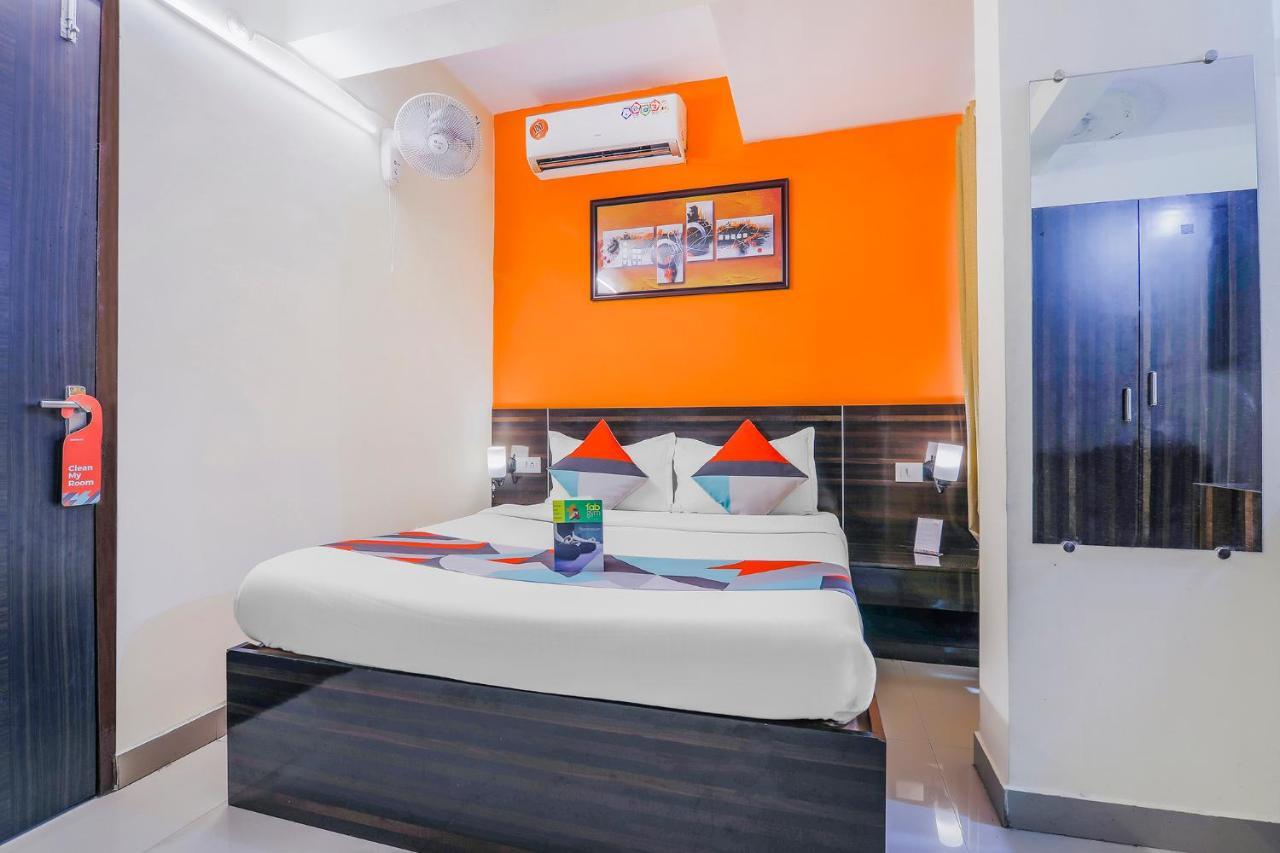 Fabexpress Nalanda Service Apartment Мумбай Екстериор снимка